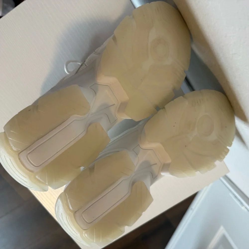 Fabletics The Dad White Sneakers NEW NEVER WORN Women’s Size 9 - Picture 11 of 13